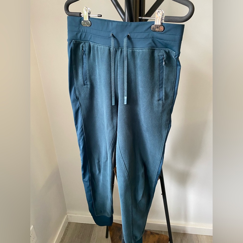 lululemon Alberta Lake Joggers